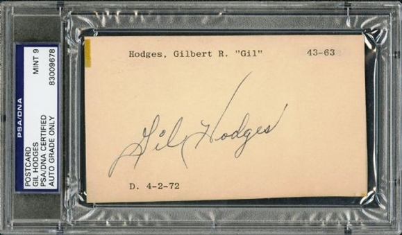 Gil Hodges Rookie Year Certified Postal Card Autograph  (PSA/DNA MINT 9)